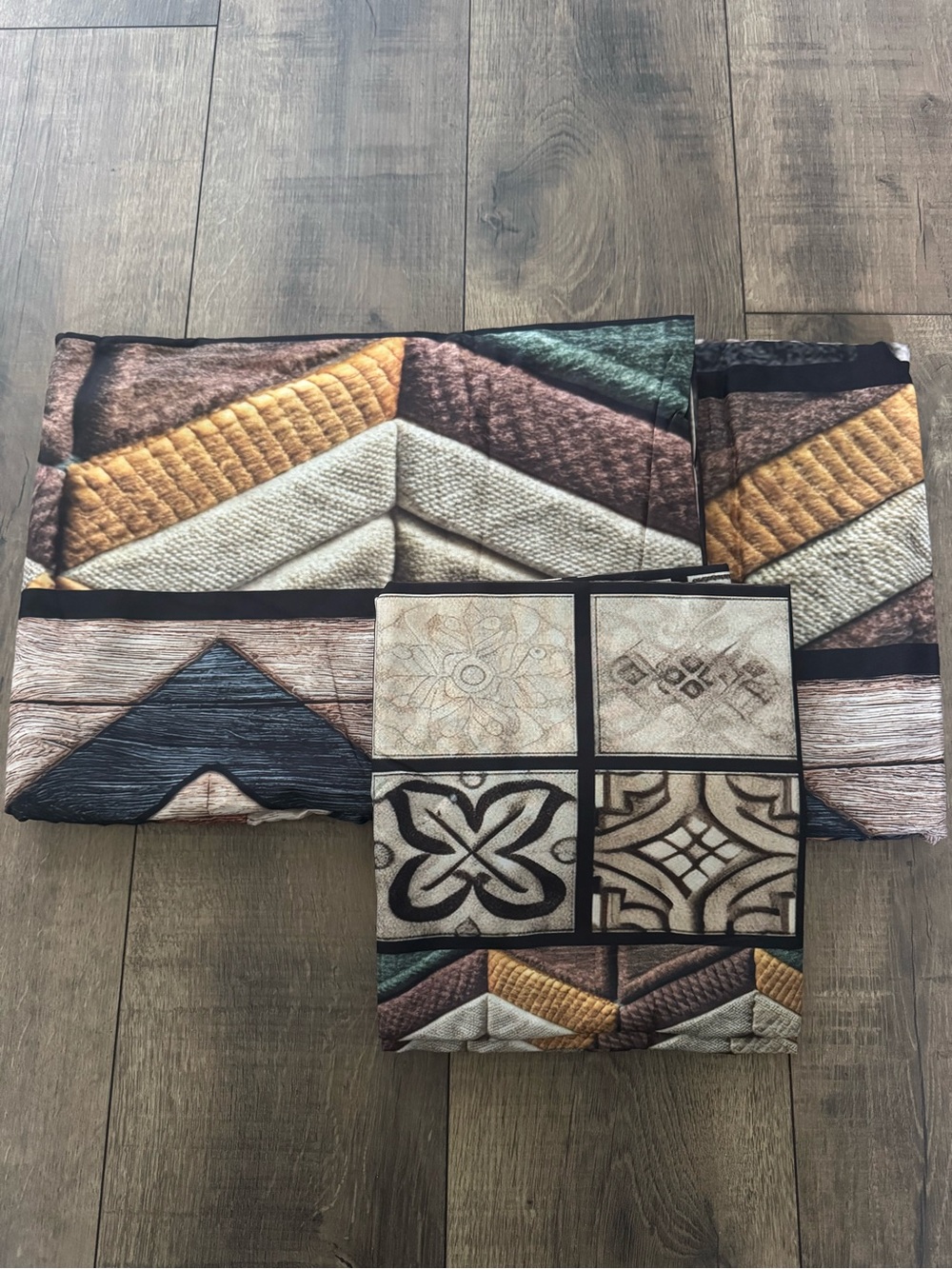 KTAbedding Rustic Wood Graphic Quilt/Comforter Set. King Size 2 pillow shams